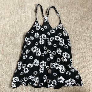 black and white flower tank top